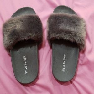 Steve Madden grey fur slides NEW